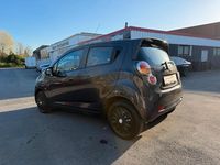 Gebraucht Chevrolet Spark 68 PS (50 kW) 2010 Grau Kleinwagen
