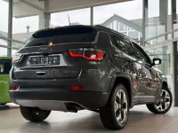 Gebraucht Jeep Compass Limited 140 PS (102 kW) 2019 Grau SUV