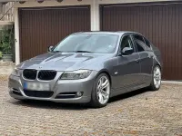 Gebraucht BMW 325 204 PS (150 kW) 2011 Grau Limousine