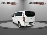 Käytetty Ford Tourneo Custom 2017 Valkoinen Van