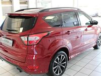 Gebraucht Ford Kuga ST-Line 150 PS (110 kW) 2019 Rubyrot (metallic) SUV