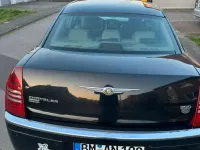Usado Chrysler 300C 218 CV (160 kW) 2006 Negro Berlina