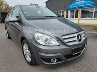 Gebraucht Mercedes B180 116 PS (85 kW) 2009 Grau Van / Kleinbus