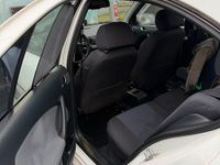 Gebraucht Skoda Octavia 75 PS (55 kW) 2005 Weiß Limousine