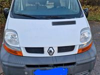 Gebraucht Renault Trafic 82 PS (60 kW) 2005 Weiß Van / Kleinbus