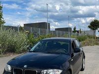 Gebraucht BMW 118 143 PS (105 kW) 2011 Schwarz Kleinwagen