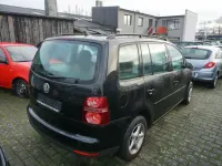 Gebraucht VW Touran Trendline 140 PS (102 kW) 2008 Schwarz Van / Kleinbus