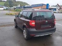 Gebraucht Skoda Yeti Easy 105 PS (77 kW) 2012 SUV