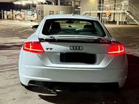 Gebraucht Audi TT S-Line 179 PS (131 kW) 2016 Weiß Coupé