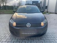 Gebraucht VW Golf VI Trendline 105 PS (77 kW) 2010 Deep black perleffekt Kleinwagen
