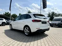 Gebraucht Mercedes B220 190 PS (139 kW) 2022 Weiß Kleinwagen