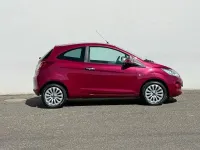 Gebraucht Ford Ka Titanium 69 PS (50 kW) 2012 Rot Kleinwagen