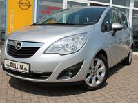 Gebraucht Opel Meriva Edition 140 PS (102 kW) 2012 Silber Van / Kleinbus
