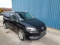 Gebraucht VW Touran Life 140 PS (102 kW) 2015 Schwarz Van / Kleinbus