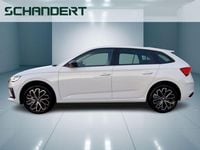 Neu Skoda Scala Selection 150 PS (110 kW) 2025 Moonweiss metallic Kleinwagen