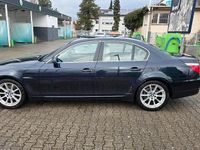 Gebraucht BMW 525 245 PS (180 kW) 2007 Blau Limousine