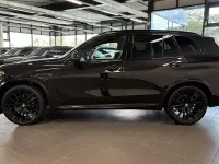Gebraucht BMW X5 M Sport 298 PS (219 kW) 2023 Schwarz SUV