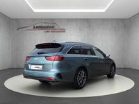 Neu Kia Ceed Sportswagon Gold 140 PS (102 kW) 2026 Grau Kombi