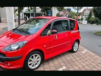 Gebraucht Peugeot 1007 109 PS (80 kW) 2005 Rot Van / Kleinbus