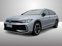 Gebraucht VW Passat R-line 177 PS (130 kW) 2024 Silber Kombi