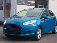 Gebraucht Ford Fiesta Titanium 80 PS (58 kW) 2014 Blau Kleinwagen