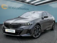 Gebraucht BMW 540 303 PS (222 kW) 2025 Grau Limousine