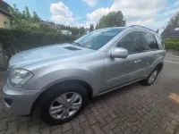 Gebraucht Mercedes ML300 190 PS (139 kW) 2009 Grau SUV