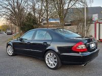 Gebraucht Mercedes E200 Classic 184 PS (135 kW) 2007 Schwarz Limousine