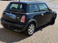 Usado Mini ONE 90 HP (66 kW) 2005 Preto Citadino