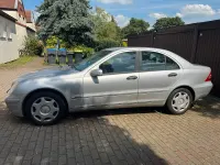 Gebraucht Mercedes C180 143 PS (105 kW) 2003 Silber Limousine