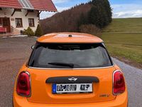 Second-hand Mini One D 95 CP (69 kW) 2015 Portocaliu Hatchback