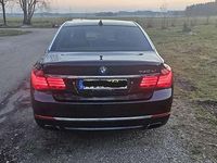 Używany BMW 740L 320 KM (235 kW) 2014 Czarny Sedan/Limuzyna