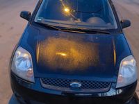 Gebraucht Ford Fiesta 90 PS (66 kW) 2008 Schwarz Kleinwagen