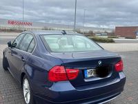 Gebraucht BMW 320 Efficient Dynamics 163 PS (119 kW) 2011 Blau Limousine