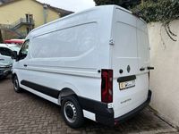 Second-hand Renault Master 150 CP (110 kW) 2025 Alb Van