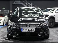 Gebraucht Peugeot 308 SW Allure 131 PS (96 kW) 2020 Schwarz Kombi