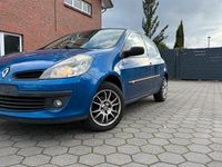 Gebraucht Renault Clio II 75 PS (55 kW) 2008 Blau Kleinwagen