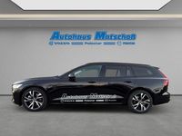 Gebraucht Volvo V60 Ultra 197 PS (144 kW) 2025 Onyx black / metallic Kombi