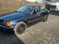 Gebraucht BMW 320 150 PS (110 kW) 1999 Blau Limousine