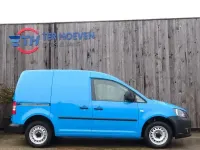 Usado VW Caddy 75 HP (55 kW) 2014 Azul Monovolume