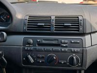 Second-hand BMW 318 105 CP (77 kW) 2000 Gri Berlinǎ