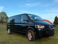 Gebraucht VW Multivan 132 PS (97 kW) 2015 Schwarz Van / Kleinbus