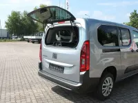 Neu Fiat Doblò 131 PS (96 kW) 2026 Grau Van / Kleinbus
