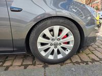 Używany Opel Astra Cosmo 179 KM (131 kW) 2010 Szary Sedan/Limuzyna