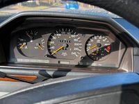 Gebraucht Mercedes E260 160 PS (117 kW) 1990 Silber Limousine