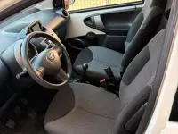 Gebraucht Toyota Aygo 69 PS (50 kW) 2014 Weiß Kleinwagen