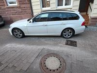 Gebraucht BMW 320 184 PS (135 kW) 2010 Weiß Kombi