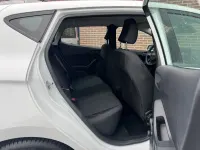 Gebraucht Ford Fiesta 101 PS (74 kW) 2021 Weiß Kleinwagen
