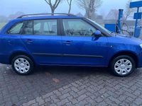 Gebraucht Skoda Fabia Classic 86 PS (63 kW) 2013 Blau Kombi
