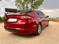 Gebraucht Ford Mondeo Titanium 150 PS (110 kW) 2016 Rot Limousine